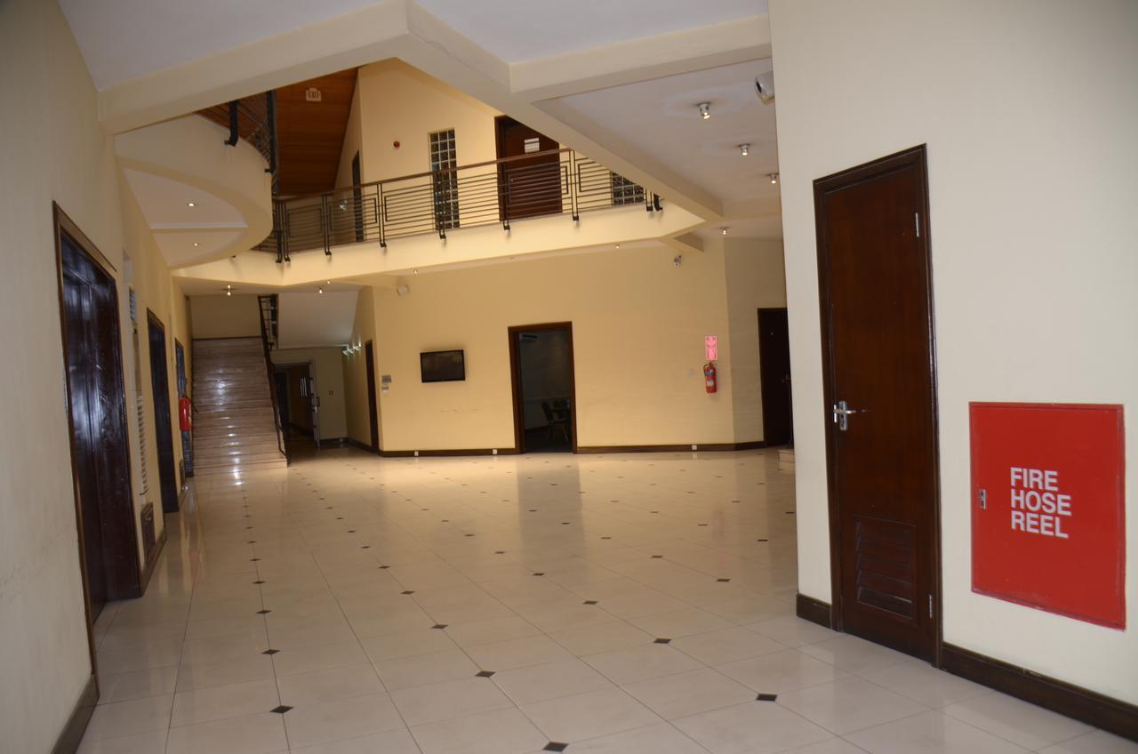 Oakwood Park Hotel Lekki Exterior photo