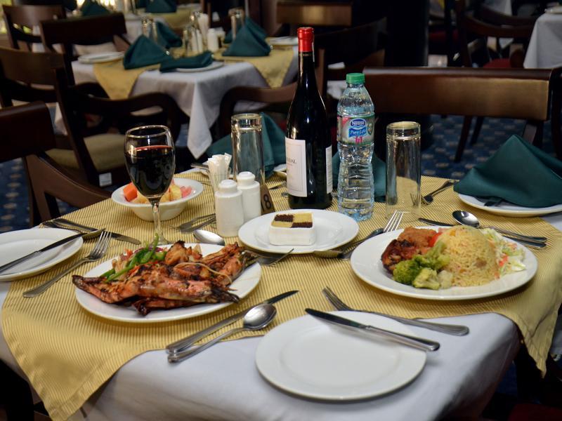 Oakwood Park Hotel Lekki Exterior photo